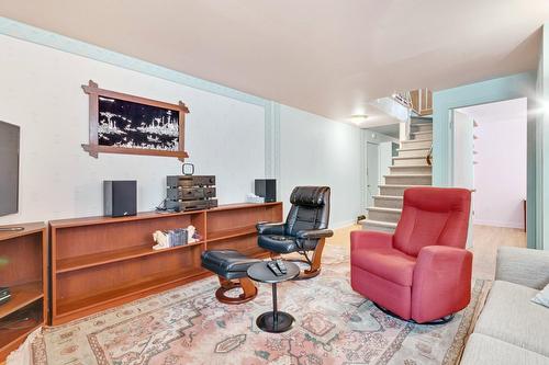 Salle familiale - 11450 Rue Filion, Montréal (Ahuntsic-Cartierville), QC - Indoor Photo Showing Office