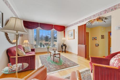 Salon - 11450 Rue Filion, Montréal (Ahuntsic-Cartierville), QC - Indoor Photo Showing Living Room