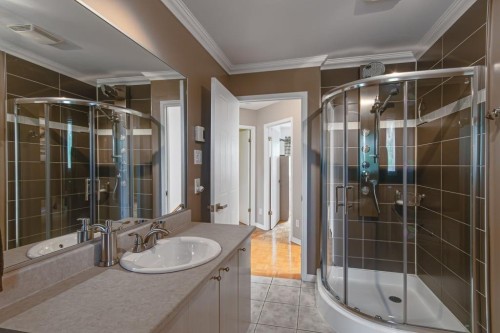 Salle de bains - 39 Rue Des Saphirs, L'Île-Perrot, QC - Indoor Photo Showing Bathroom