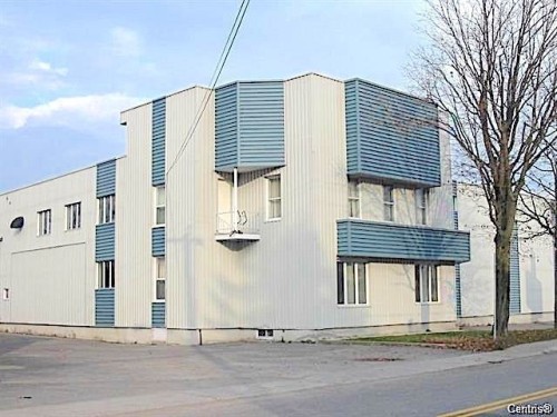 Façade - Bat-4130 Rue Principale, Saint-Félix-De-Valois, QC - Outdoor