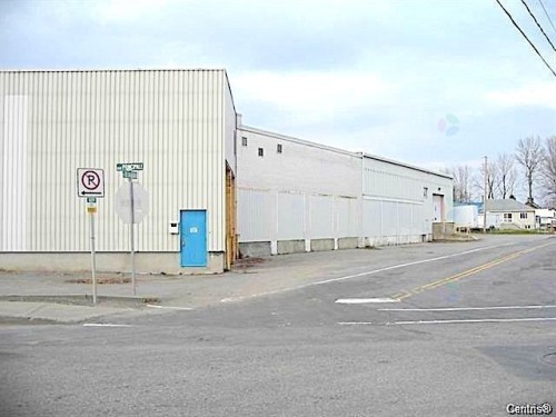 Face arrière - Bat-4130 Rue Principale, Saint-Félix-De-Valois, QC - Outdoor