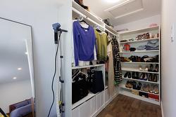 Walk-in closet - 