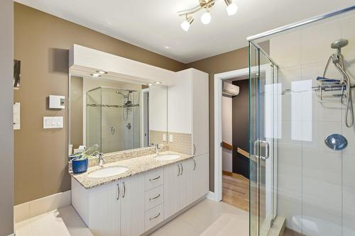 Salle de bains - 61-9300Z Rg Ste-Henriette, Mirabel, QC 