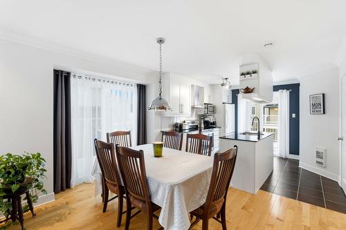 Salle à manger - 61-9300Z Rg Ste-Henriette, Mirabel, QC 