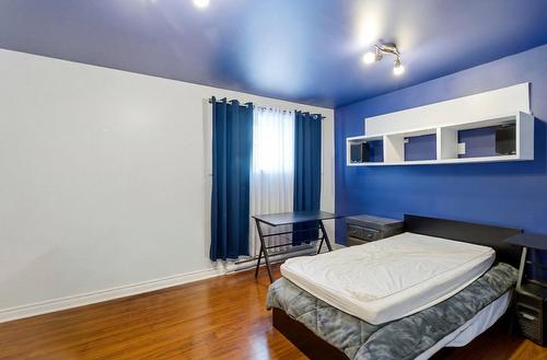 Salle familiale - 61-9300 Rg Ste-Henriette, Mirabel, QC 