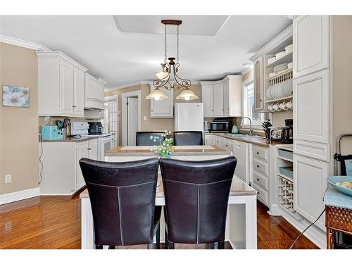 8 Glovers Road, Bareneed, NL 