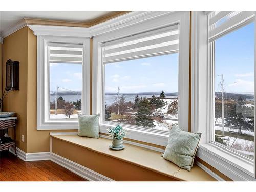 8 Glovers Road, Bareneed, NL 