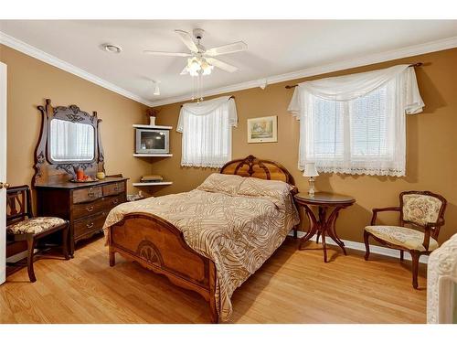 8 Glovers Road, Bareneed, NL 