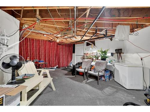 8 Glovers Road, Bareneed, NL 