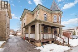 74 PEARL Street  Brantford, ON N3T 3N7