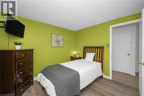 Spare bedroom - 375 Kingscourt Drive Unit# 21, Waterloo, ON - Indoor Photo Showing Bedroom