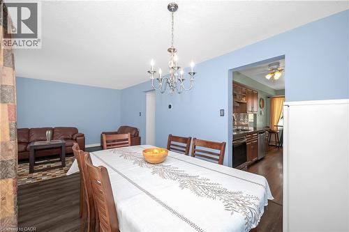 375 Kingscourt Drive Unit# 21, Waterloo, ON - Indoor Photo Showing Dining Room