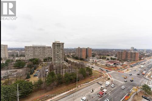 1702 - 3504 Hurontario Street, Mississauga, ON - Outdoor With View