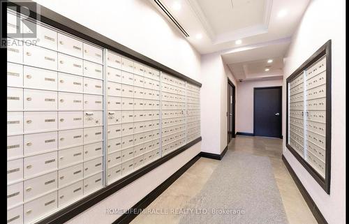 1702 - 3504 Hurontario Street, Mississauga, ON - Indoor Photo Showing Other Room