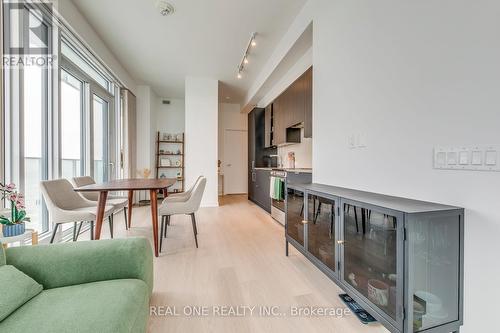 3703 - 3883 Quartz Road, Mississauga, ON - Indoor