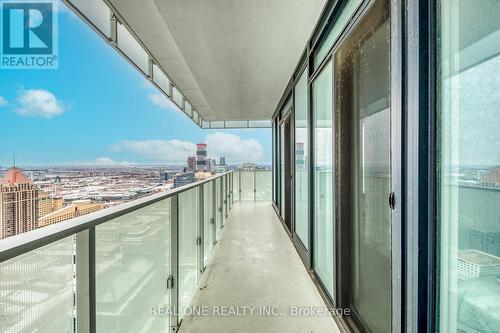 3703 - 3883 Quartz Road, Mississauga, ON - Outdoor With Balcony With View With Exterior