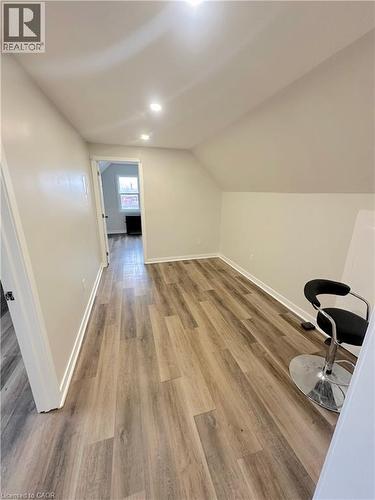 748 Barton Street E, Hamilton, ON - Indoor Photo Showing Other Room