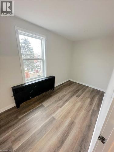 748 Barton Street E, Hamilton, ON - Indoor Photo Showing Other Room