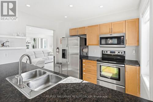 501 Sedgebrook Way, Ottawa, ON - Indoor Photo Showing Kitchen With Stainless Steel Kitchen With Double Sink