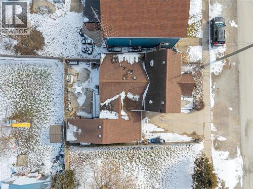 324 Queen Street, Wallaceburg, ON - Outdoor