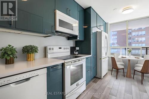 1901 - 195 Wynford Drive, Toronto, ON - Indoor Photo Showing Kitchen