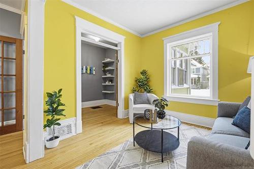 500 Newman St, Winnipeg, MB 