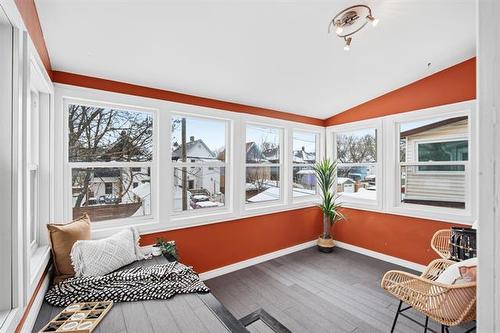 500 Newman St, Winnipeg, MB 