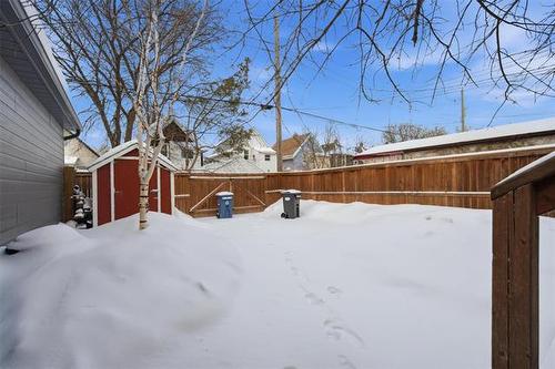 500 Newman St, Winnipeg, MB 