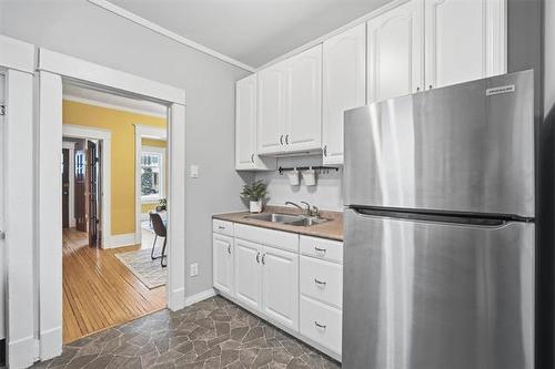 500 Newman St, Winnipeg, MB 