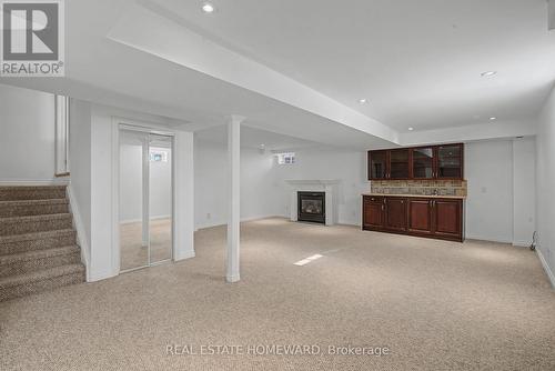 173 Forestwood Street, Richmond Hill, ON - Indoor