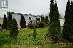 6 OLYMPIA AVENUE Puslinch, ON N0B 2C0