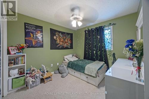 94 Queen Street, Thames Centre (Dorchester), ON - Indoor Photo Showing Bedroom