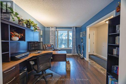 94 Queen Street, Thames Centre (Dorchester), ON - Indoor Photo Showing Office