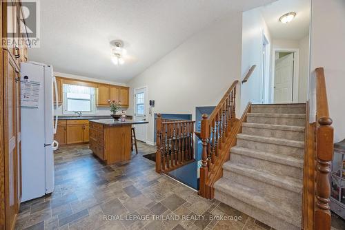 94 Queen Street, Thames Centre (Dorchester), ON - Indoor Photo Showing Other Room