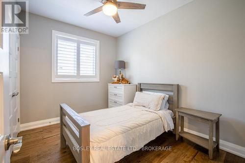 Main Level Second Bedroom - 1 Hurricane Road, Pelham (Fonthill), ON - Indoor Photo Showing Bedroom