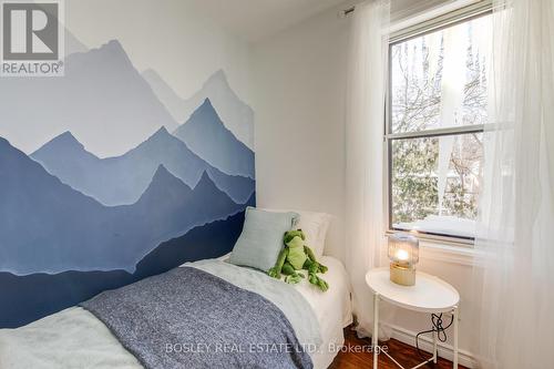 166 Hiawatha Road, Toronto, ON - Indoor Photo Showing Bedroom