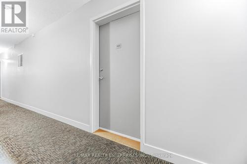 Unit 1420 - Fourth Floor with nobody above - 1420 - 8 Dayspring Circle, Brampton, ON - Indoor Photo Showing Other Room