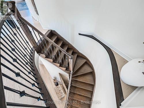 3390 Fountain Park Avenue, Mississauga, ON - Indoor