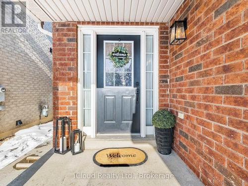 3390 Fountain Park Avenue, Mississauga, ON - Outdoor With Exterior