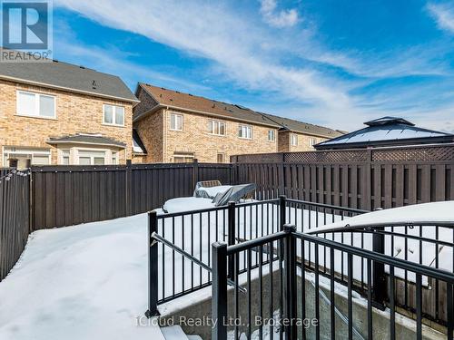 3390 Fountain Park Avenue, Mississauga, ON - Outdoor With Exterior