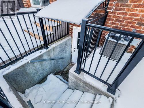 3390 Fountain Park Avenue, Mississauga, ON - Outdoor With Exterior