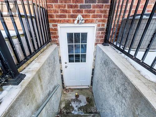 3390 Fountain Park Avenue, Mississauga, ON -  Photo Showing Other Room