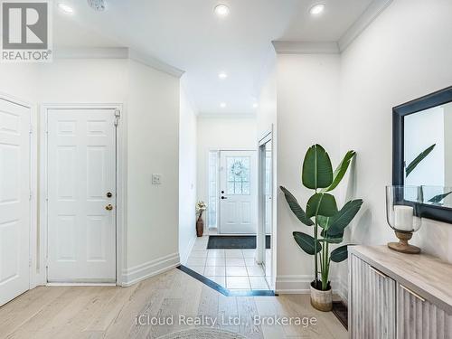 3390 Fountain Park Avenue, Mississauga, ON - Indoor Photo Showing Other Room