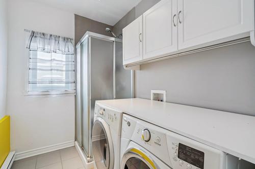 Powder room - 347 Rue Schubert, Saint-Jean-Sur-Richelieu, QC - Indoor Photo Showing Laundry Room