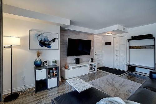 Salon - 628 Tsse Dollard, Saint-Amable, QC - Indoor Photo Showing Living Room