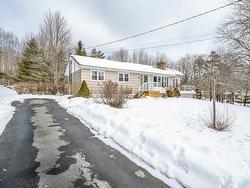 5 Tower View Road  Enfield, NS B2T 1H1