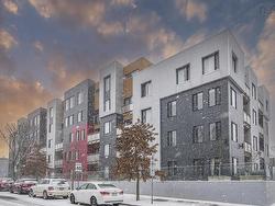 213 5677 Harris Street  Halifax, NS B3K 0G4