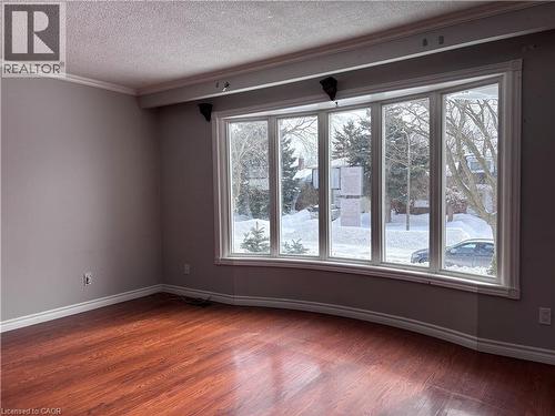 76 Ramblewood Way, Kitchener, ON - Indoor Photo Showing Other Room