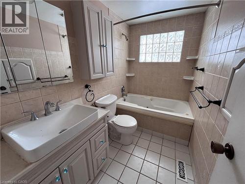76 Ramblewood Way, Kitchener, ON - Indoor Photo Showing Bathroom