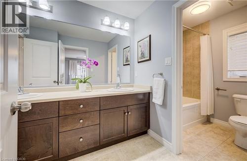 928 Evens Pond Court, Kitchener, ON - Indoor Photo Showing Bathroom
